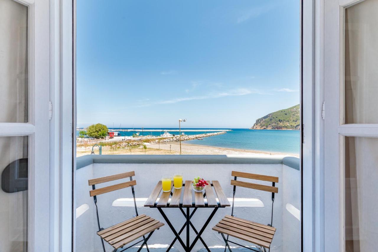 Uncle John'S Guesthouse Скопелос Экстерьер фото